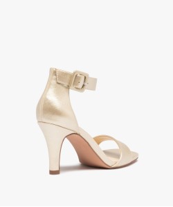 Sandales femme à talon fermé et brides métallisées